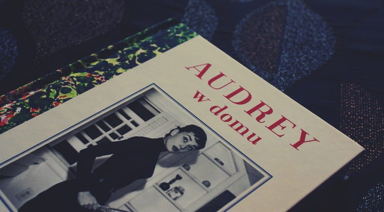 [KSIĄŻKA] Audrey w domu, Luca Dotti